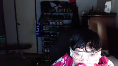 biglongt online show from November 13, 10:42 am