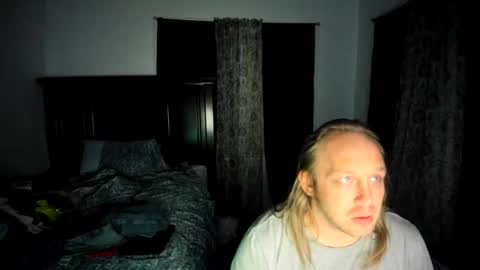 Snapshot of bigmike20129020 chatting on September 29, 10:13 am bigmike20129020 online show from September 29, 10:13 am