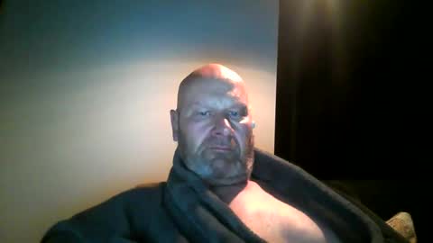 bigmike3339 online show from December 3, 6:03 am