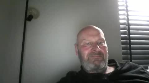 bigmike3339 online show from March 26, 10:41 am