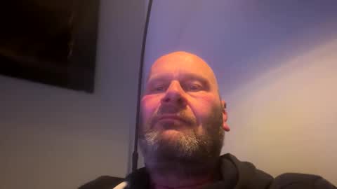 bigmike3339 online show from February 3, 7:10 pm