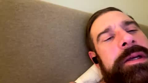 bignickohyes online show from October 12, 11:32 pm