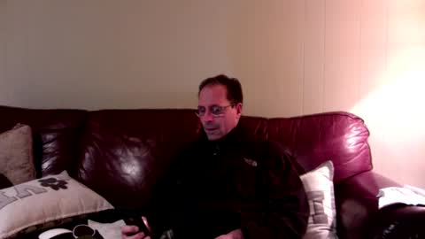 Snapshot of bignjakd6 chatting on January 10, 6:20 am CumCMe online show from January 10, 6:20 am