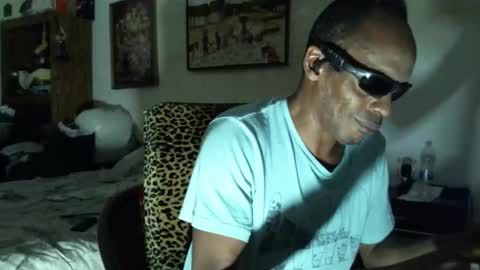 Oreo online show from February 15, 10:18 pm