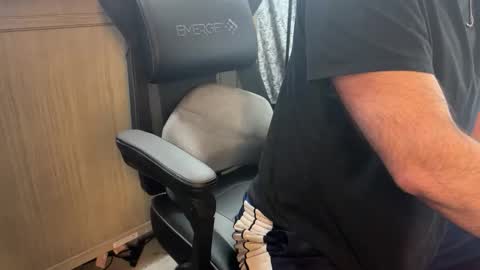 bigp6933 online show from May 13, 3:58 am