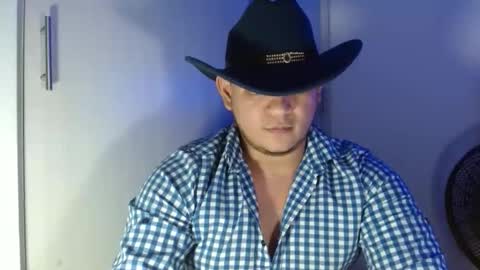 MANUEL online show from May 6, 7:20 am