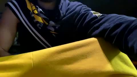 Snapshot of bigwalkdog12 chatting on October 20, 4:05 am Floppyphallus online show from October 20, 4:05 am