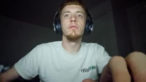 Snapshot of bigwhited2115 chatting on February 24, 4:38 am Onlyfans redheadedwhitedick online show from February 24, 4:38 am