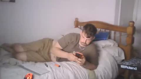 bigwill595686787 online show from October 5, 2:37 am