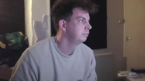 bigwill595686787 online show from March 8, 8:02 pm