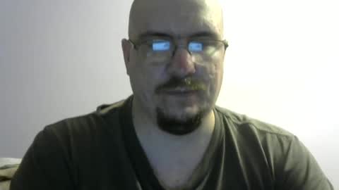 Snapshot of bigxcountry_39 chatting on October 12, 2:49 am bigxcountry_39 online show from October 12, 2:49 am