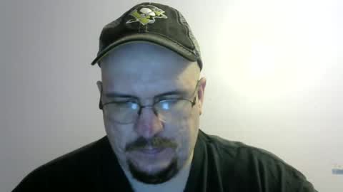 Snapshot of bigxcountry_39 chatting on October 5, 2:37 am bigxcountry_39 online show from October 5, 2:37 am