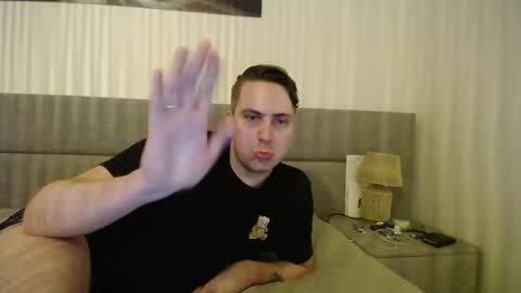 bikerr30 online show from January 12, 1:27 pm