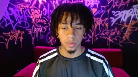 Sebas online show from November 18, 3:05 pm