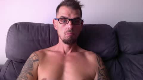 Snapshot of bilbaobilbao35 chatting on October 1, 9:35 am bilbao44 online show from October 1, 9:35 am