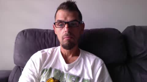 Snapshot of bilbaobilbao35 chatting on October 5, 9:24 am bilbao44 online show from October 5, 9:24 am