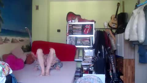 bilderbuchpenis2025 online show from December 21, 12:46 pm