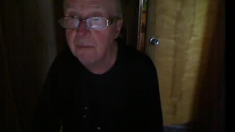 bill_25061 online show from April 25, 1:52 pm