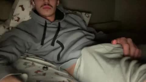 billiambill2002 online show from December 11, 8:27 am