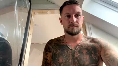 Billicdx online show from October 4, 12:43 pm