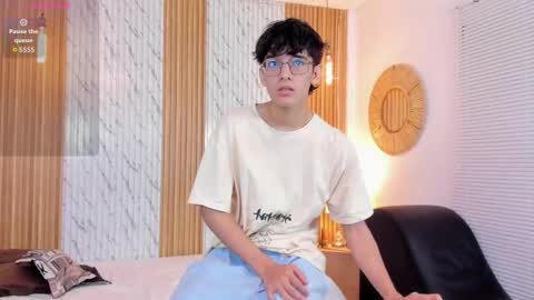 Snapshot of billie_jr chatting on October 16, 3:58 am Billie online show from October 16, 3:58 am