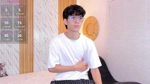 Snapshot of billie_jr chatting on October 15, 3:47 am Billie online show from October 15, 3:47 am