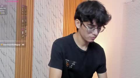 Snapshot of billie_jr chatting on October 25, 4:25 am Billie online show from October 25, 4:25 am