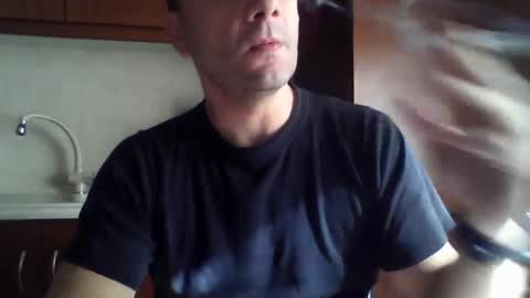 Snapshot of billos26 chatting on February 10, 8:42 am billys greece online show from February 10, 8:42 am