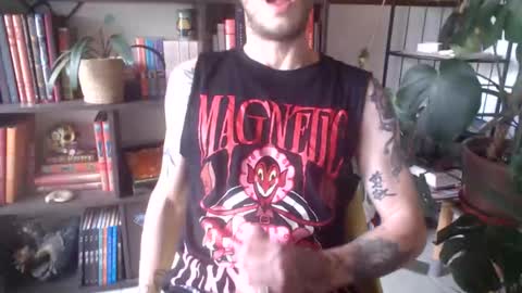 Snapshot of billy_fingercut chatting on October 4, 9:36 am Billy FingerCut online show from October 4, 9:36 am