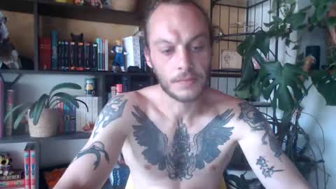 Snapshot of billy_fingercut chatting on September 9, 7:08 am Billy FingerCut online show from September 9, 7:08 am