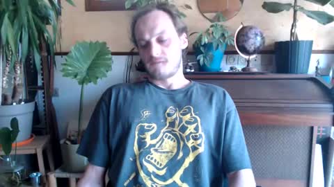 Snapshot of billy_fingercut chatting on February 25, 7:42 am Billy FingerCut online show from February 25, 7:42 am