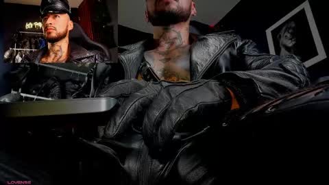 Snapshot of billymayer_ chatting on September 20, 7:47 pm billy online show from September 20, 7:47 pm