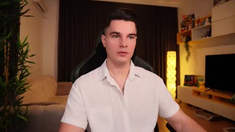 BillyPassion online show from February 18, 4:48 am