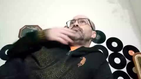 Snapshot of bilmapiedradura chatting on October 14, 11:56 pm Bill online show from October 14, 11:56 pm