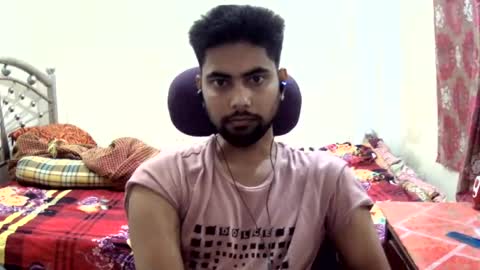 birbikrom104 online show from June 30, 1:56 pm