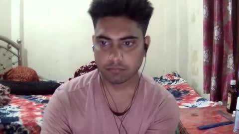 birbikrom104 online show from April 29, 7:57 am