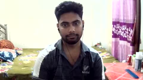 birbikrom104 online show from June 3, 2:33 pm