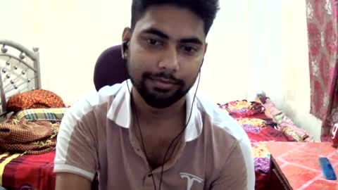 birbikrom104 online show from June 29, 1:44 pm