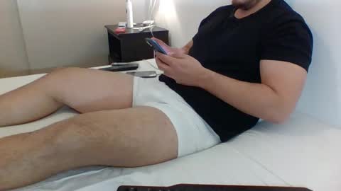 Snapshot of bisex_argen chatting on September 9, 2:22 am bisex_argen online show from September 9, 2:22 am