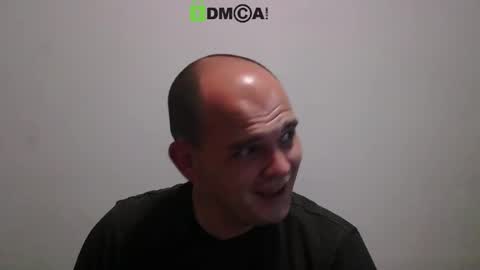 Em J online show from April 25, 5:43 pm