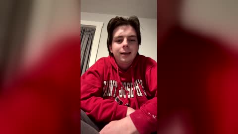 bkennedy829 online show from February 4, 11:22 pm