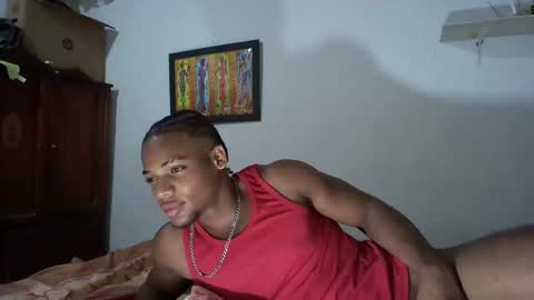 Snapshot of black_dicck chatting on December 16, 1:42 am tu morenito online show from December 16, 1:42 am