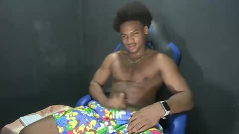 Snapshot of black_dicck chatting on October 23, 8:56 pm tu morenito online show from October 23, 8:56 pm