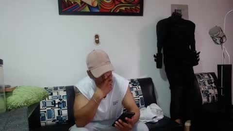 Snapshot of black_hot26 chatting on September 29, 4:25 pm black_hot26 online show from September 29, 4:25 pm