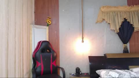 black_king_241 online show from April 18, 10:20 pm