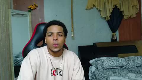 black_king_241 online show from April 27, 2:41 am