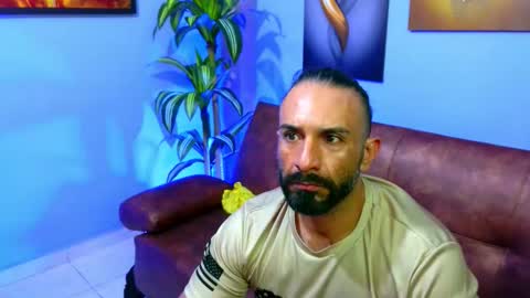 black_opsbrayan13 online show from February 5, 12:17 am