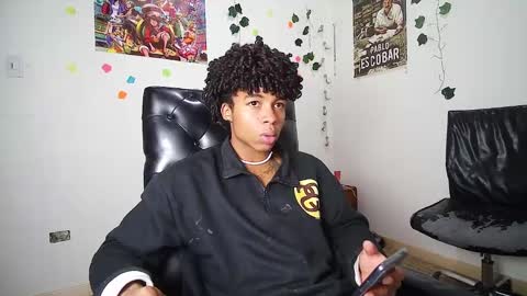 Snapshot of black_tentationx chatting on February 25, 5:30 am black_tentationx online show from February 25, 5:30 am