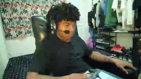Snapshot of black_tentationx chatting on February 1, 2:37 am black_tentationx online show from February 1, 2:37 am