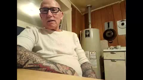 Traums of Angel online show from February 3, 5:18 pm